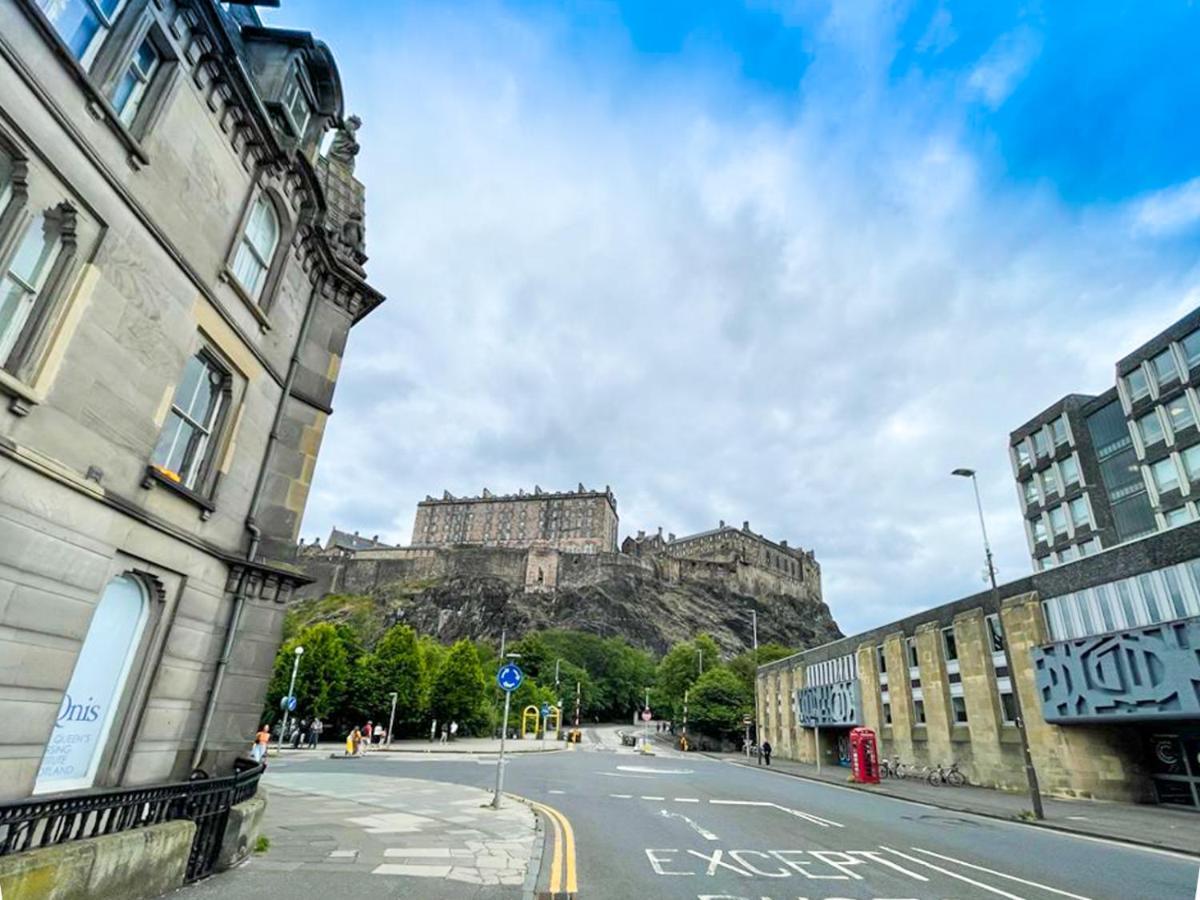 Open Plan 2 Bed Apt, Near Edinburgh Castle Διαμέρισμα Εξωτερικό φωτογραφία